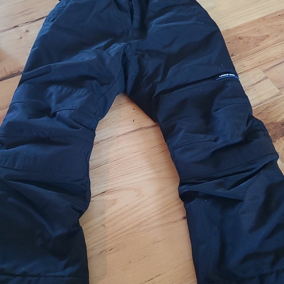 Ski Pants and Gloves - Picture 3 of 4